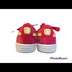 Limited addition girls Puma confetti suede sneakers